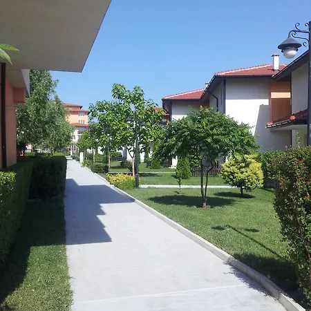 아파트 Chateau 2 Studio 아헬로이