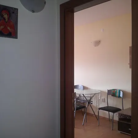 Chateau 2 Studio Apartament Aheloy