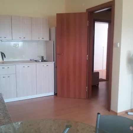 Chateau 2 Studio Apartament *